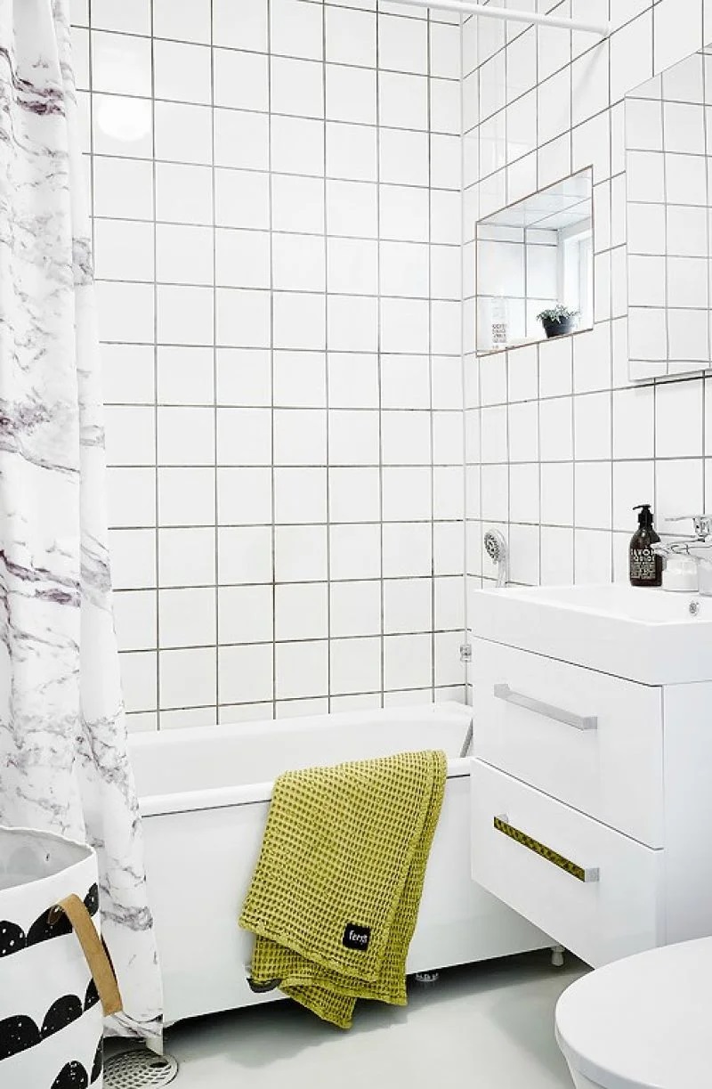 Kylpyammeen puhdistaminen ja suojaaminen